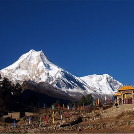 Manaslu Circuit Trekking